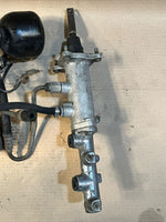قم بتحميل الصورة إلى عارض الصور، BMW 5 Series E34 530i 540i Brake Master Cylinder Used Genuine OEM
