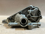 Bild in die Galerieansicht laden, BMW X3 F25 5 Series F10 F11 X6 E71 Engine Oil Pump S910599 7573747 OEM