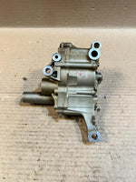 Load image into Gallery viewer, BMW 328i 525i 525xi E90 E91 E92 E93 E60 N52 Engine Oil Pump 7545939 OEM