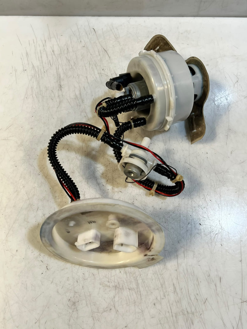 BMW 5 Series F10 F11 F07 523i 528i 535i Fuel Pump 7217060 OEM