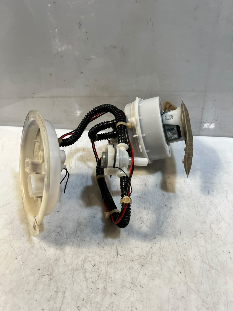 BMW 5 Series F10 F11 F07 523i 528i 535i Fuel Pump 7217060 OEM