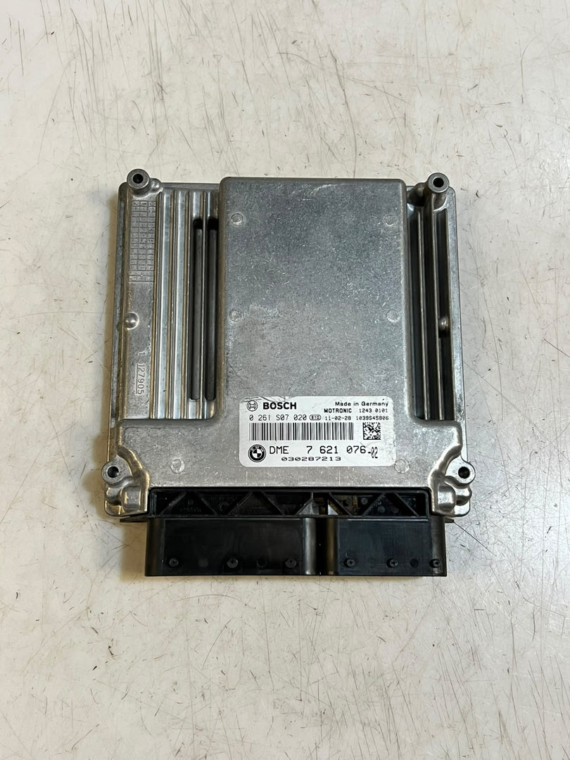 BMW X1 E84 2.0 N20 Engine Control Unit ECU DME 7621076 Bosch 0261S07020 OEM
