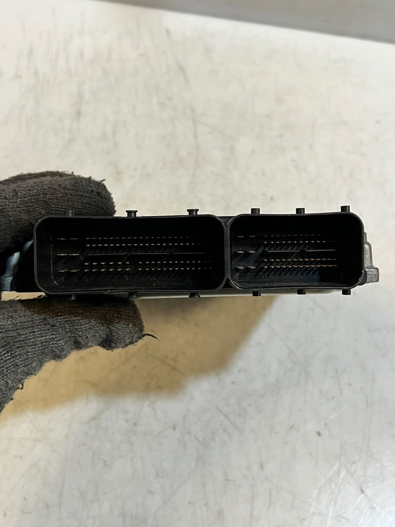 BMW X1 E84 2.0 N20 Engine Control Unit ECU DME 7621076 Bosch 0261S07020 OEM