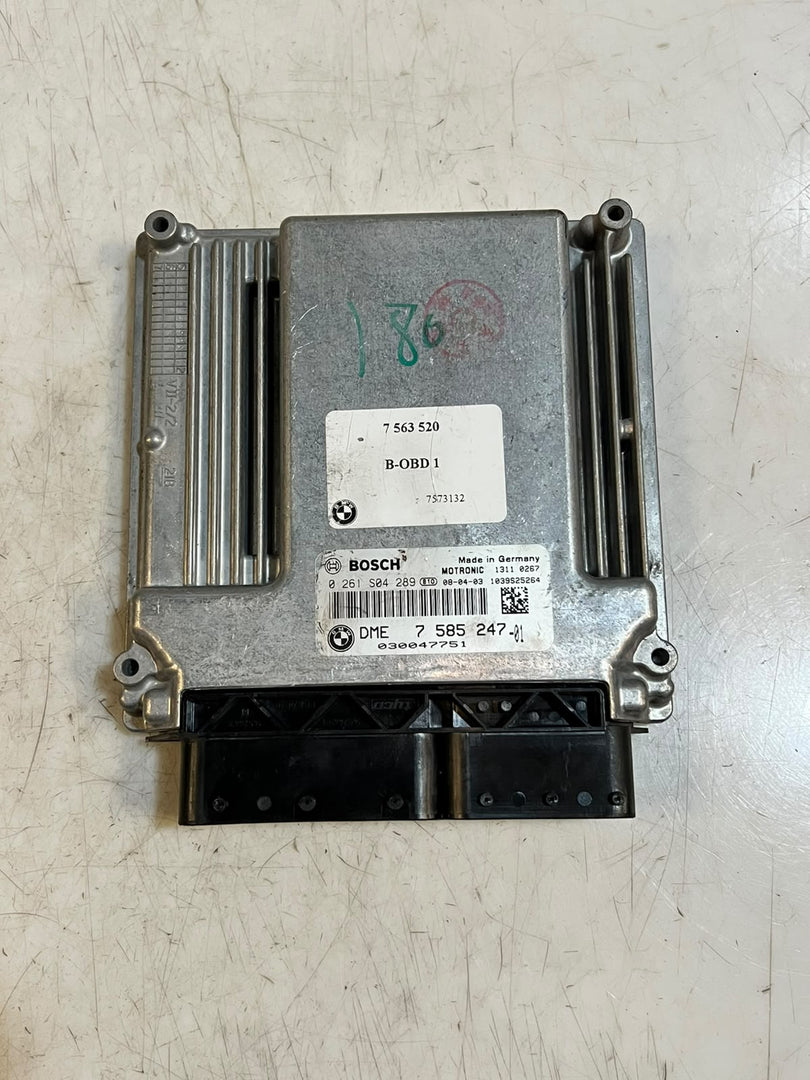 BMW 1 3 Series E81 E87 E90 E91 N46N Engine ECU DME 7585247 Bosch 0261S04289 OEM