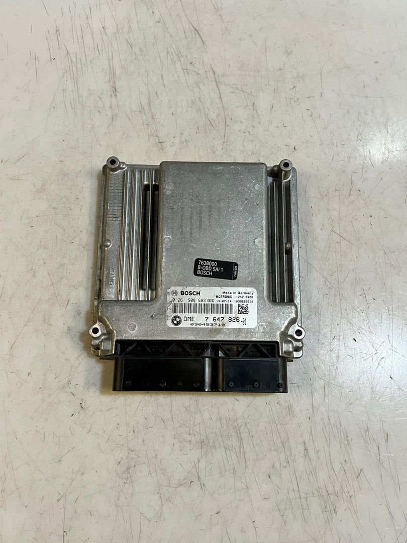 BMW 1 3 Series E82 E87 E88 E90 N46N 2.0L Engine ECU DME 7647826 Bosch 0261S08683 OEM