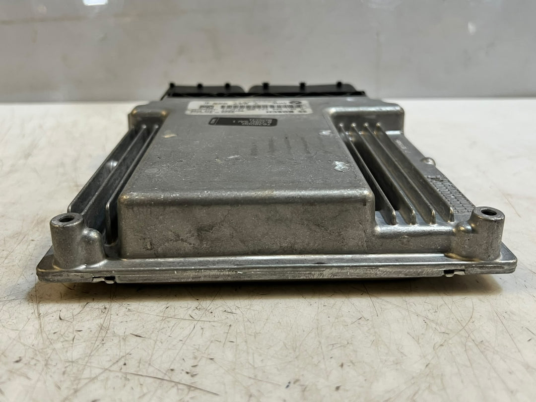 BMW 1 3 Series E82 E87 E88 E90 N46N 2.0L Engine ECU DME 7647826 Bosch 0261S08683 OEM