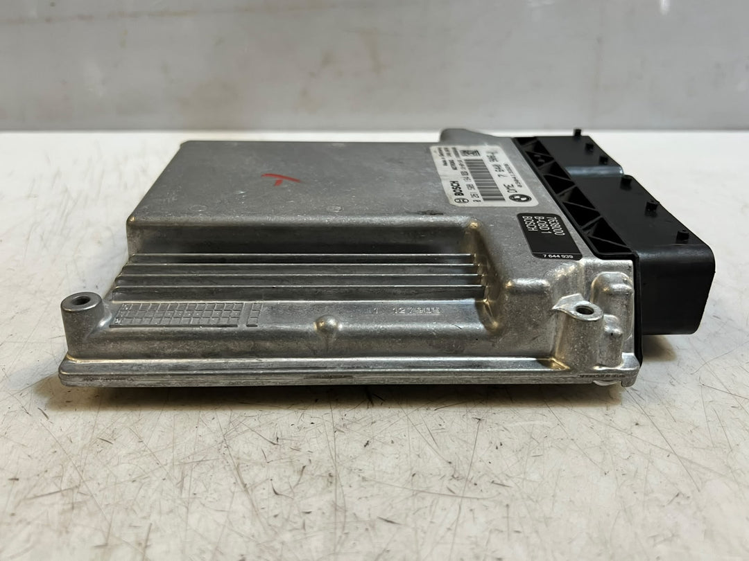 BMW X1 E84 E87 E90 N46N Engine Control Unit ECU DME 7640906 OEM