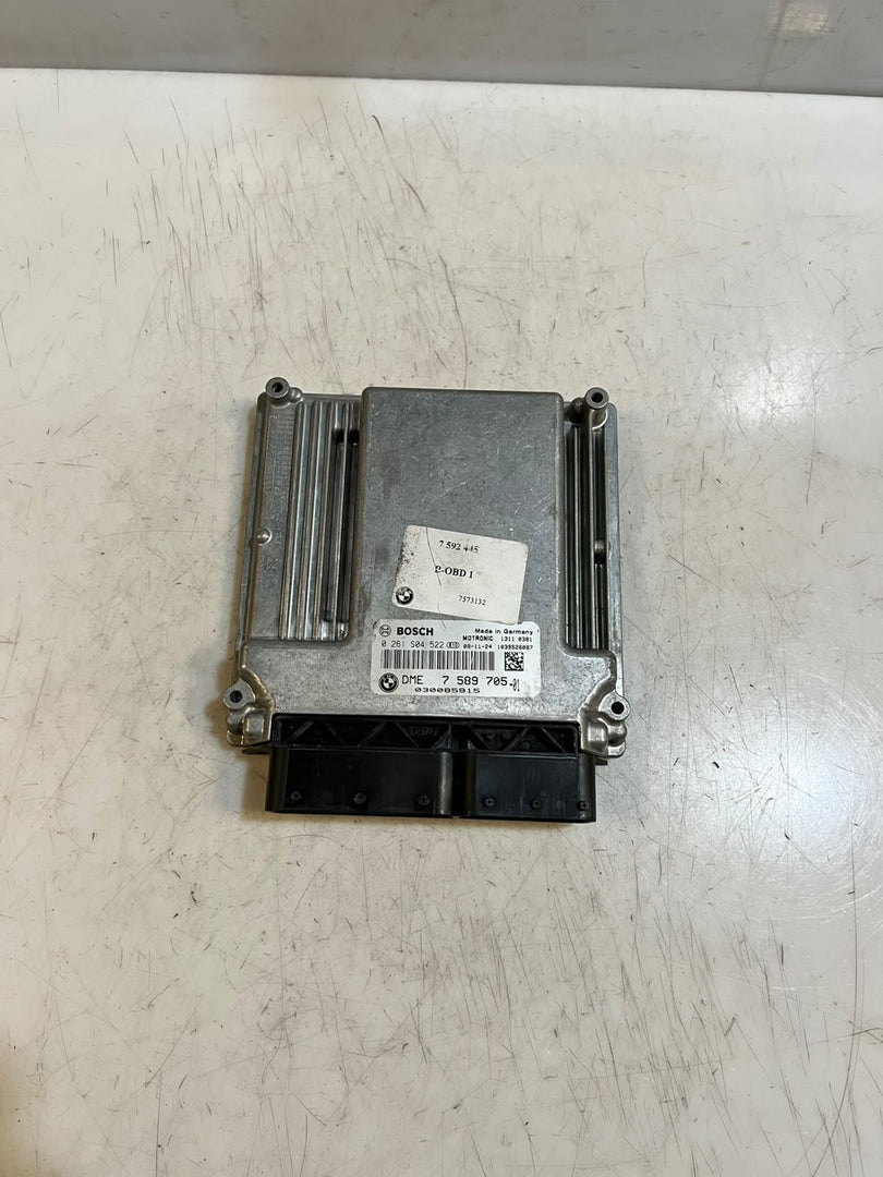 BMW E60 E87 E90 E92 N46N Engine Control Unit ECU DME 7589705 Bosch 0261S04522 OEM