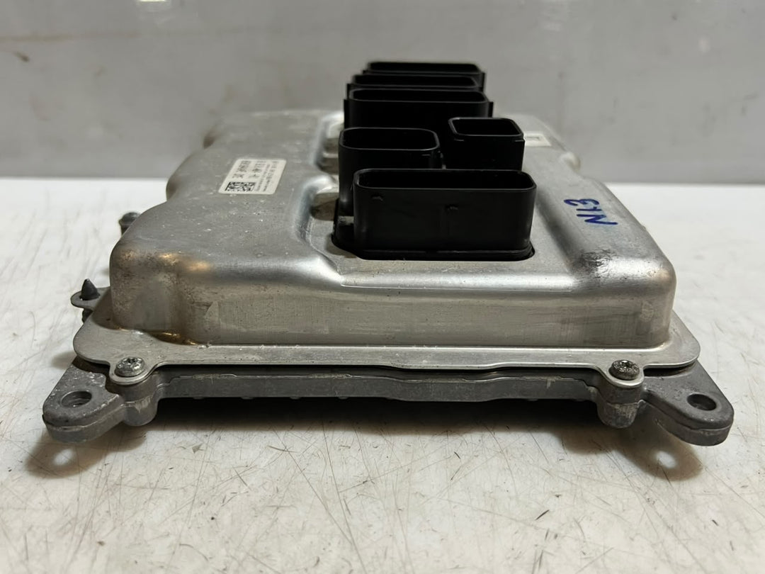 BMW 1 3 Series F20 F21 F30 F31 N13 Engine Control Unit ECU DME 8610484 Bosch OEM