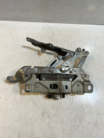 Bild in die Galerieansicht laden, BMW 5 Series F10 F11 F18 Front Left Hood Bonnet Hinge 7201275 51237201275 OEM