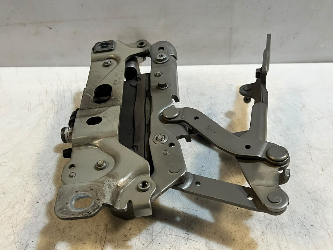 BMW 5 Series F10 F11 F18 Front Left Hood Bonnet Hinge 7201275 51237201275 OEM
