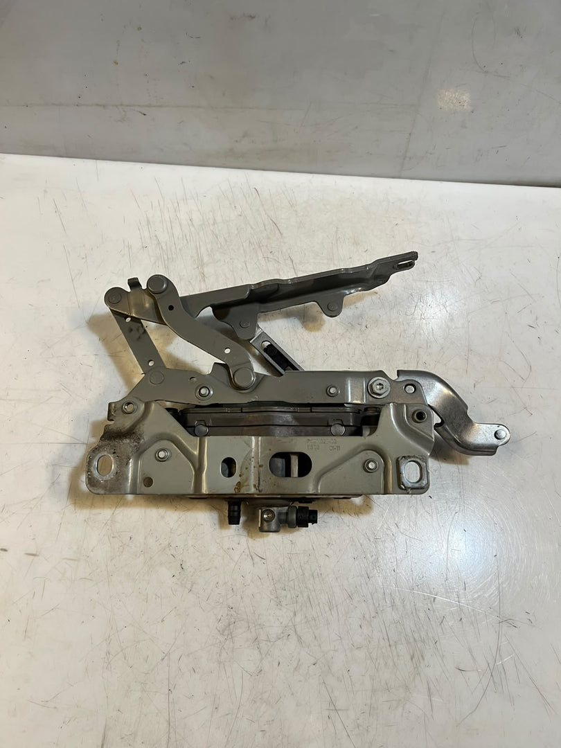 BMW 5 Series F10 F11 F18 Front Right Hood Bonnet Hinge 7201276 51237201276 OEM
