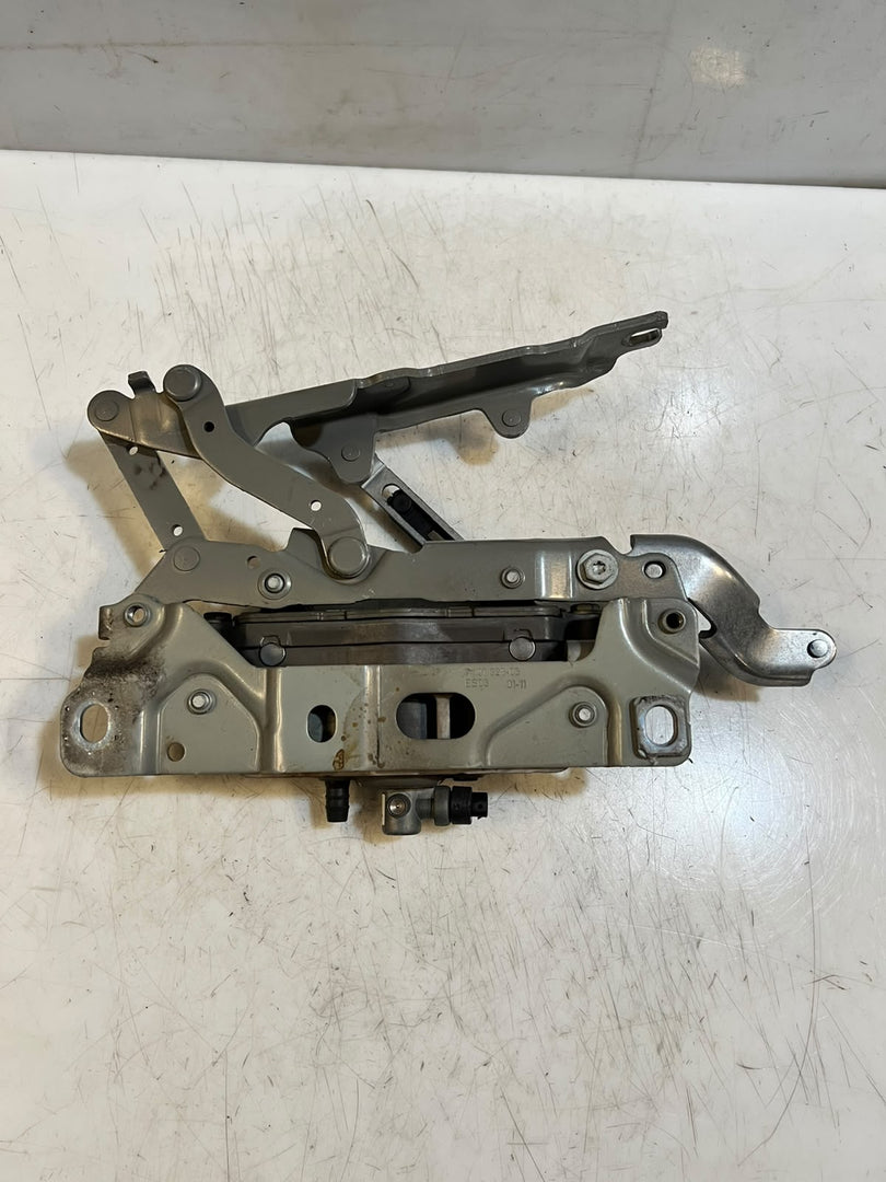 BMW 5 Series F10 F11 F18 Front Right Hood Bonnet Hinge 7201276 51237201276 OEM