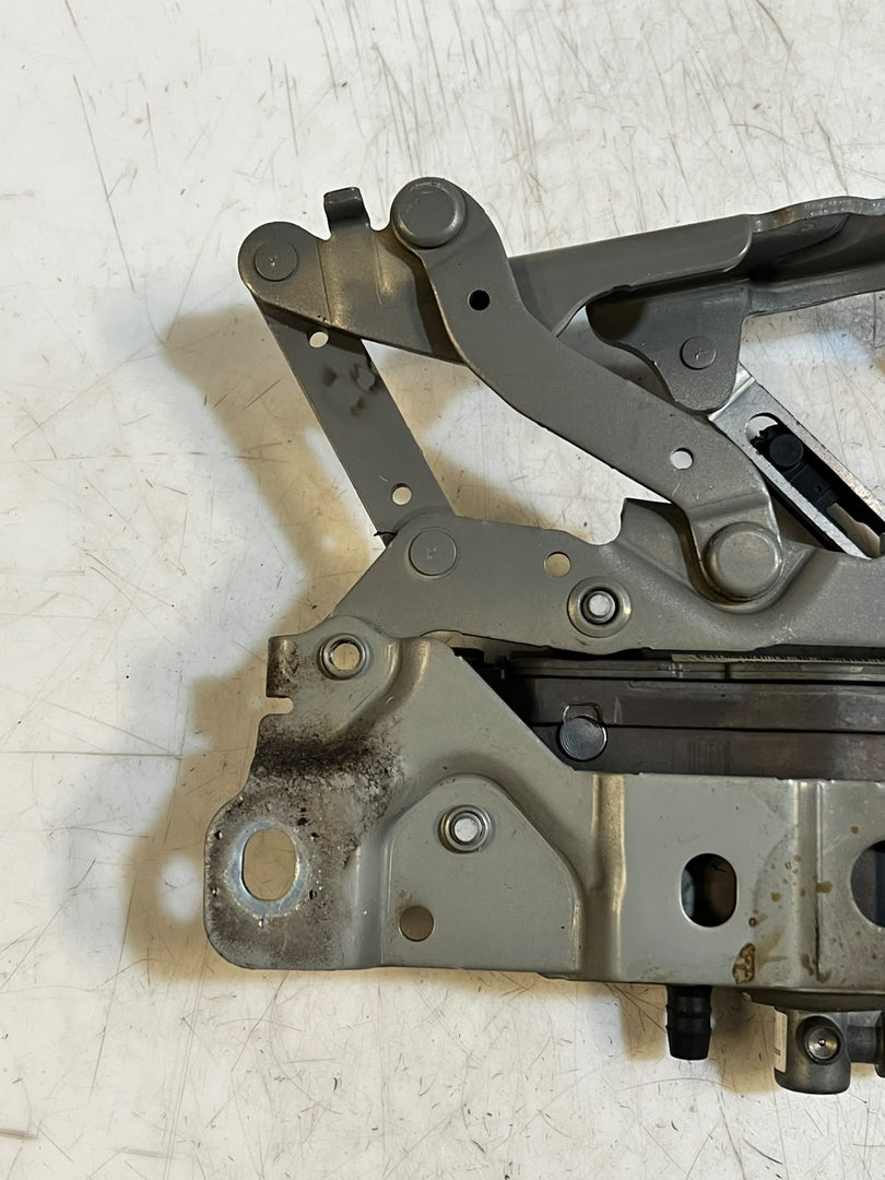 BMW 5 Series F10 F11 F18 Front Right Hood Bonnet Hinge 7201276 51237201276 OEM