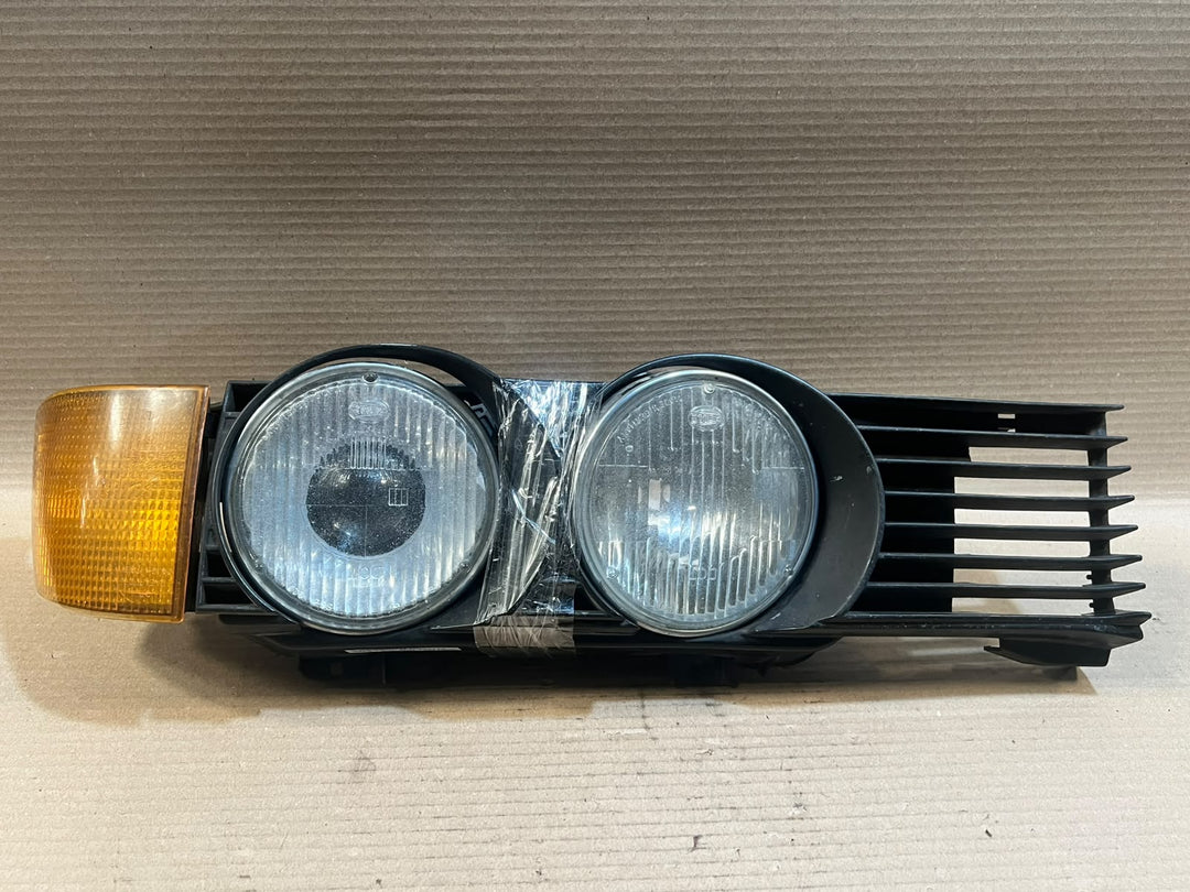 1989 BMW 735i E32 M30 USA Twin Headlight Headlamp Turn Signal Grille Assembly OEM