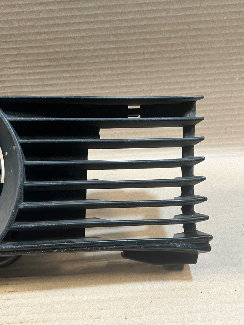1989 BMW 735i E32 M30 USA Twin Headlight Headlamp Turn Signal Grille Assembly OEM
