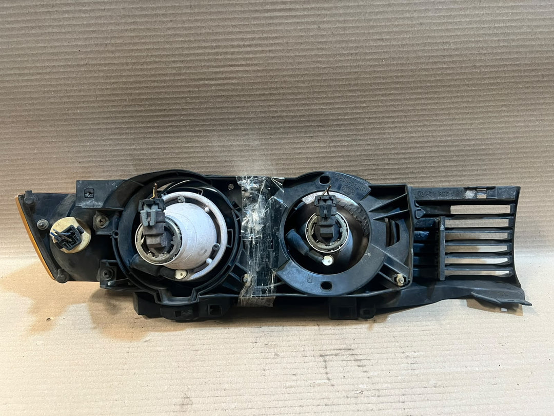 1989 BMW 735i E32 M30 USA Twin Headlight Headlamp Turn Signal Grille Assembly OEM