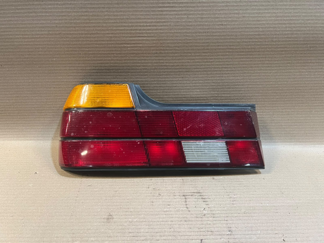 1989 BMW 735i E32 M30 USA LEFT Rear Tail Light Back Lamp Assembly OEM