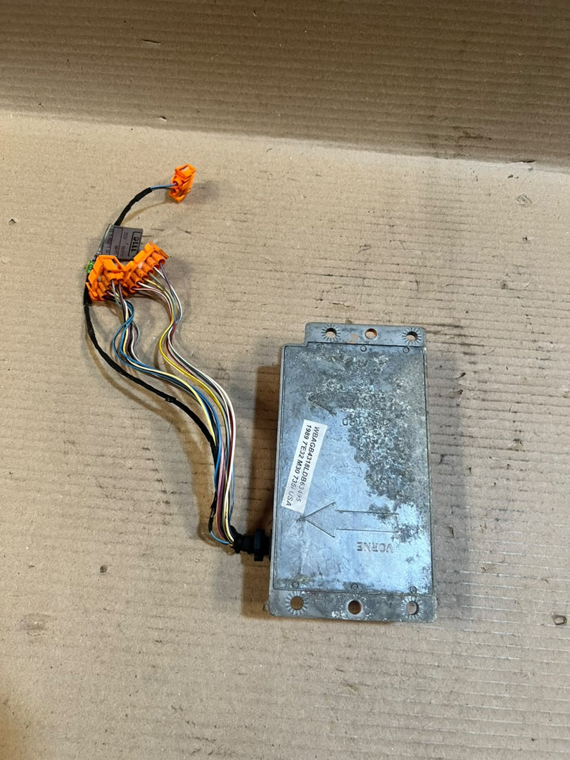 1989 BMW 735i E32 M30 SRS Airbag Control Module ECU 1382905 65771382905 OEM