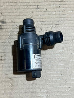 Load image into Gallery viewer, BMW X5 E70 F15 X6 E71 F16 Auxiliary Water Coolant Pump 9197085 OEM