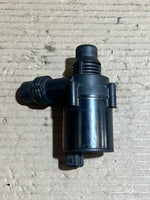 Load image into Gallery viewer, BMW X5 E70 F15 X6 E71 F16 Auxiliary Water Coolant Pump 9197085 OEM