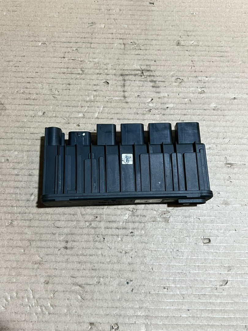 BMW 3 Series F30 F31 F34 Integrated Power Supply Control Module 8638551-03 OEM