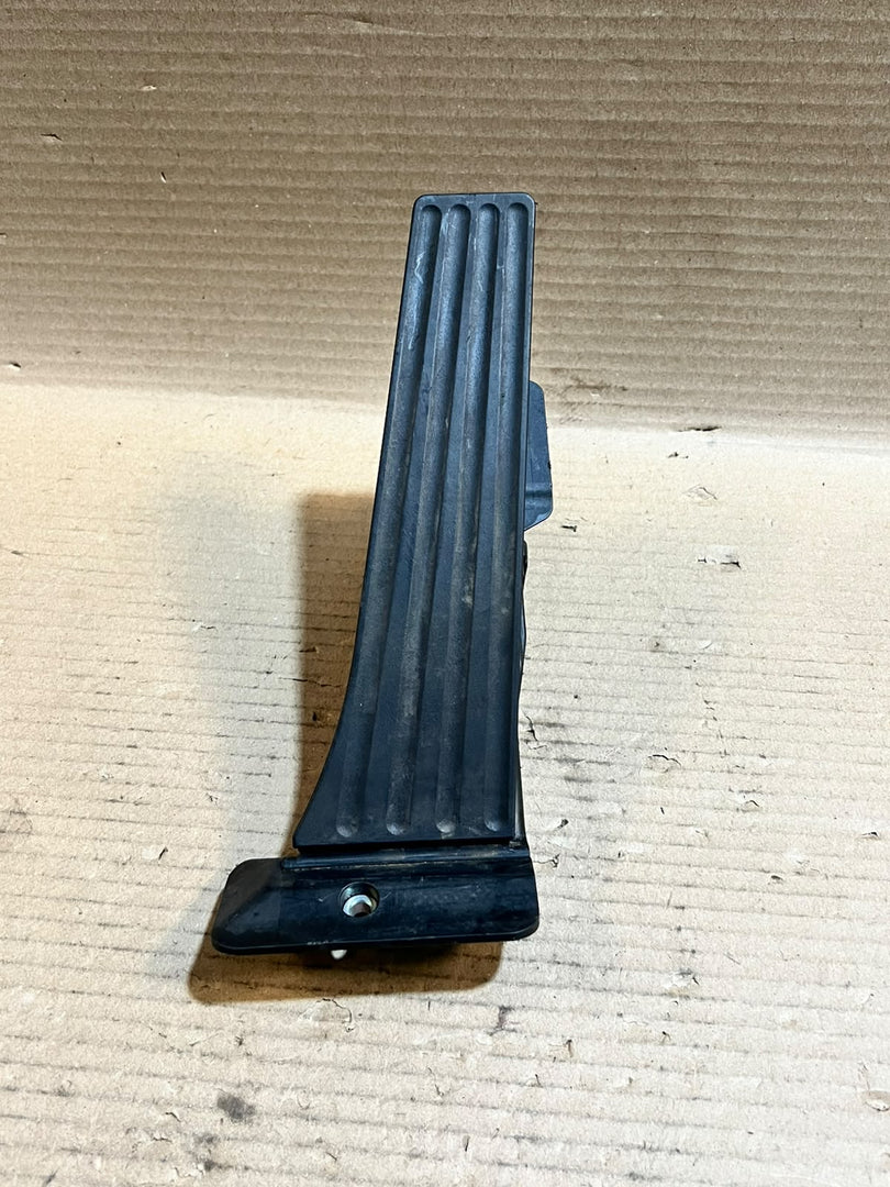 BMW F20 F21 F30 F15 F16 F25 Accelerator Gas Pedal Module 6853175 OEM