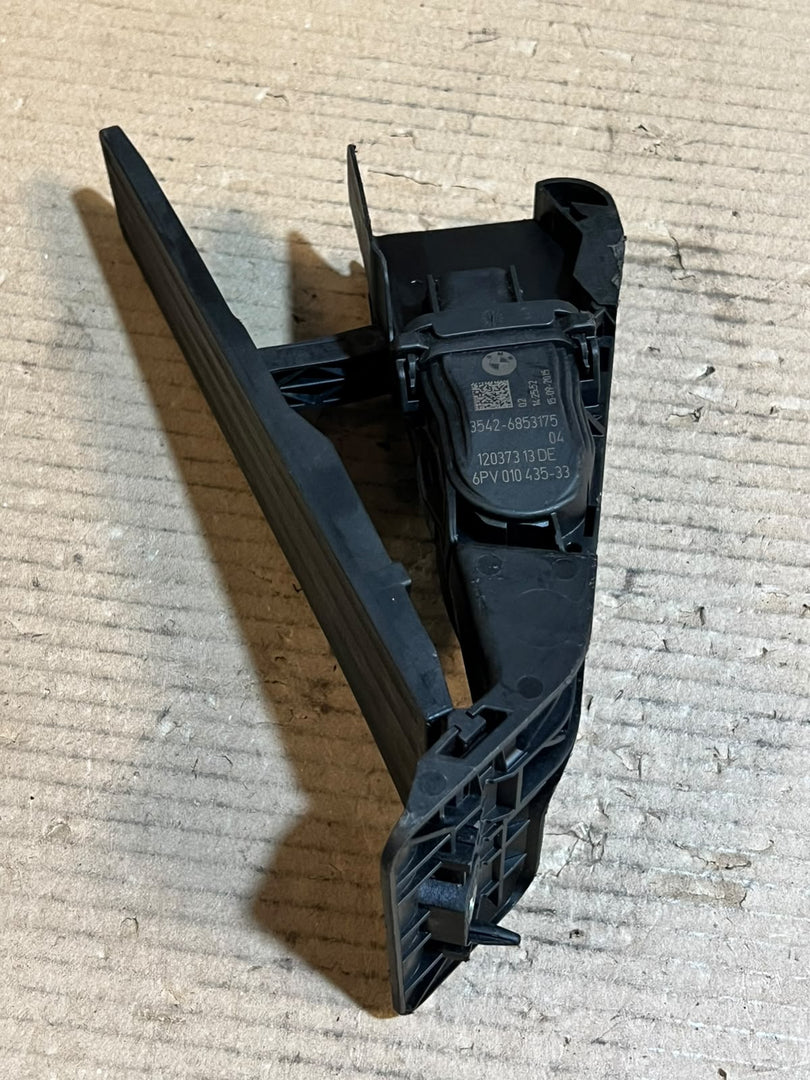 BMW F20 F21 F30 F15 F16 F25 Accelerator Gas Pedal Module 6853175 OEM