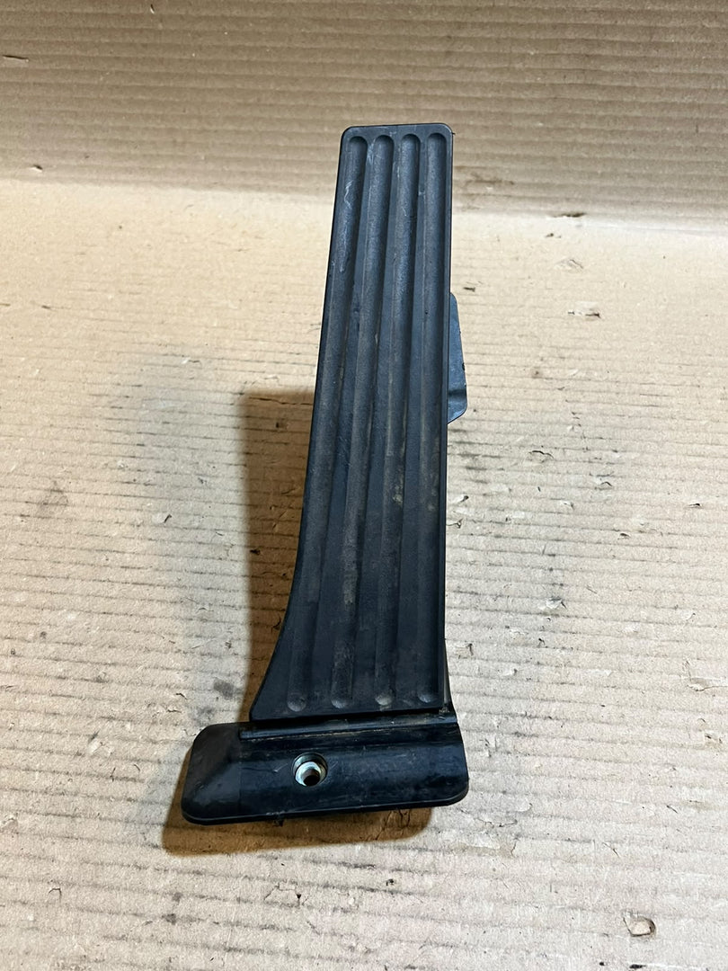 BMW F20 F21 F30 F15 F16 F25 Accelerator Gas Pedal Module 6853175 OEM