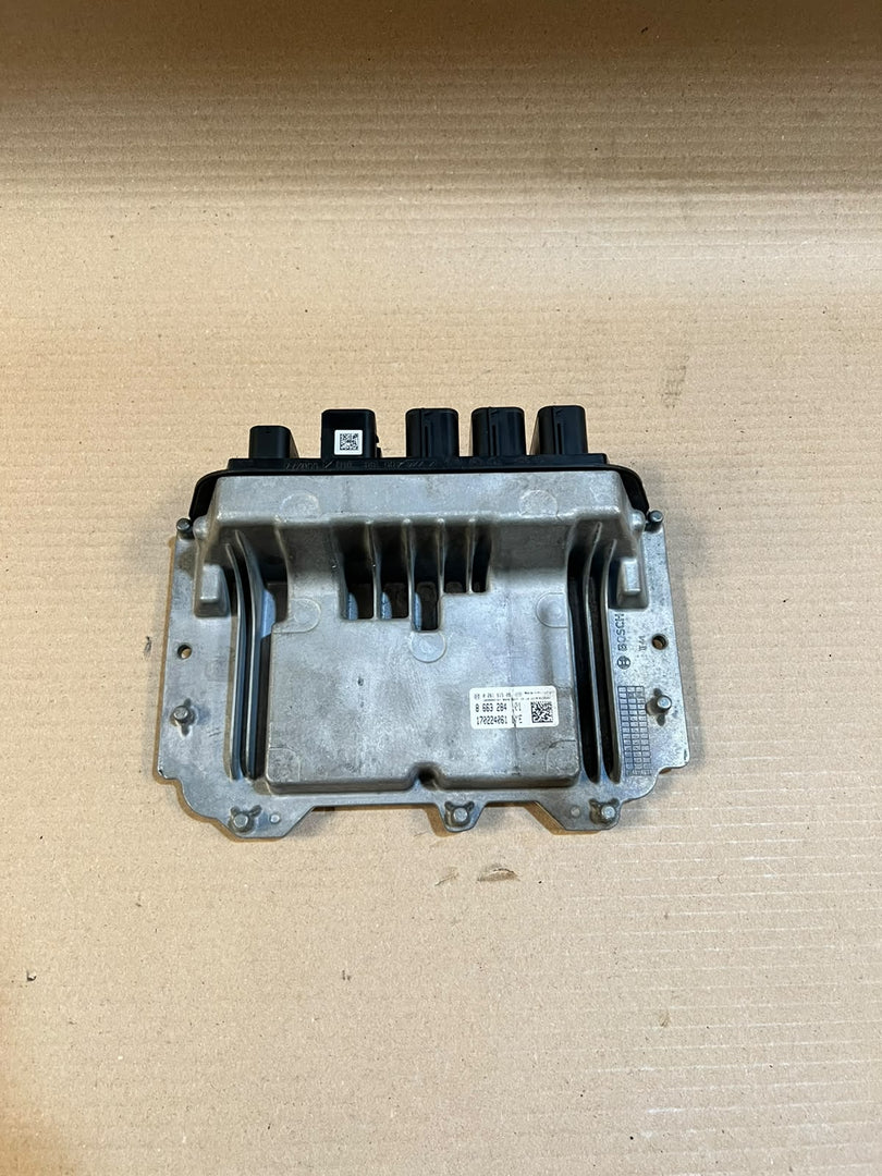 2018 BMW 318i F30 B38 1.5L Engine ECU DME 8663284 0261S15091 OEM