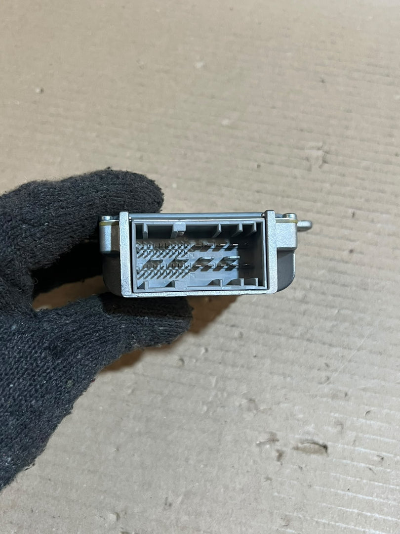 BMW F10 F11 F06 F12 F13 F15 X5 F16 X6 Active Sound Design ASD Amplifier 9381086 OEM