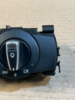 Bild in die Galerieansicht laden, BMW E82 E88 E90 E91 E92 E84 X1 Xenon Headlight Light Control Switch 9169404 OEM