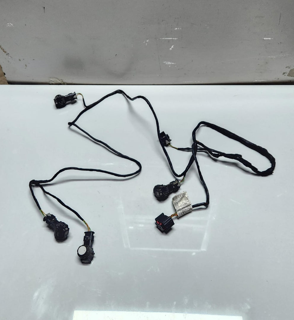 21 BMW M5 Rear Bumper Parking Sensor Wiring Harness 5A0A1D3 5 Series G30 G31 OEM