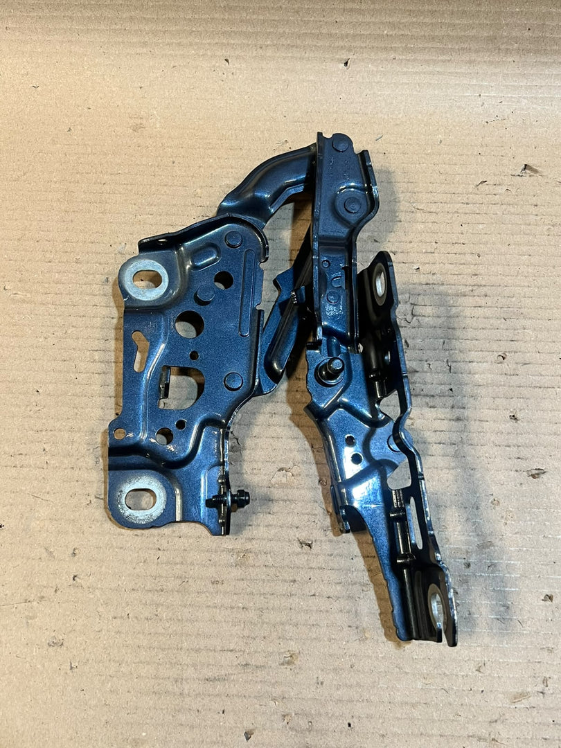 2017-2023 BMW 5 Series G30 G31 7 Series G11 G12 Front Left Hood Bonnet Hinge 7347407 OEM