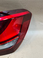 Bild in die Galerieansicht laden, BMW X1 F48 Right Rear Tail Light Back Lamp NEW