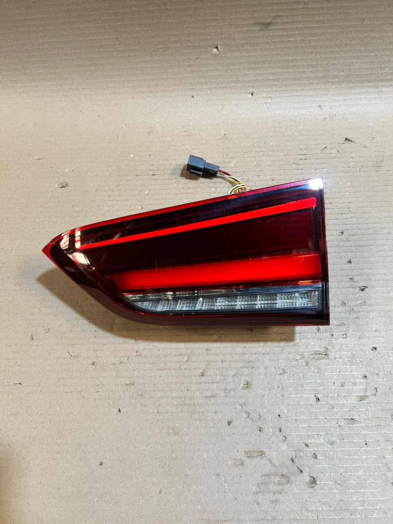 BMW X1 F48 Right Rear Tail Light Stop Brake Light Lamp OEM