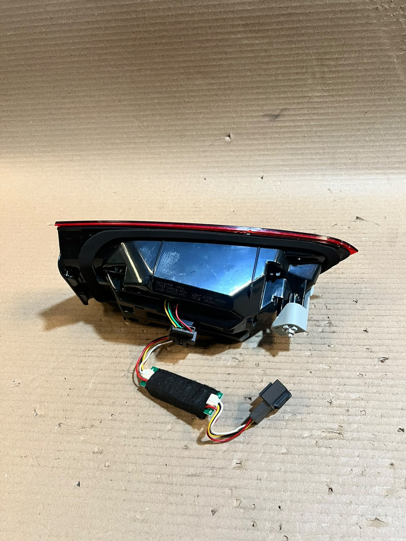 BMW X1 F48 Right Rear Tail Light Stop Brake Light Lamp OEM