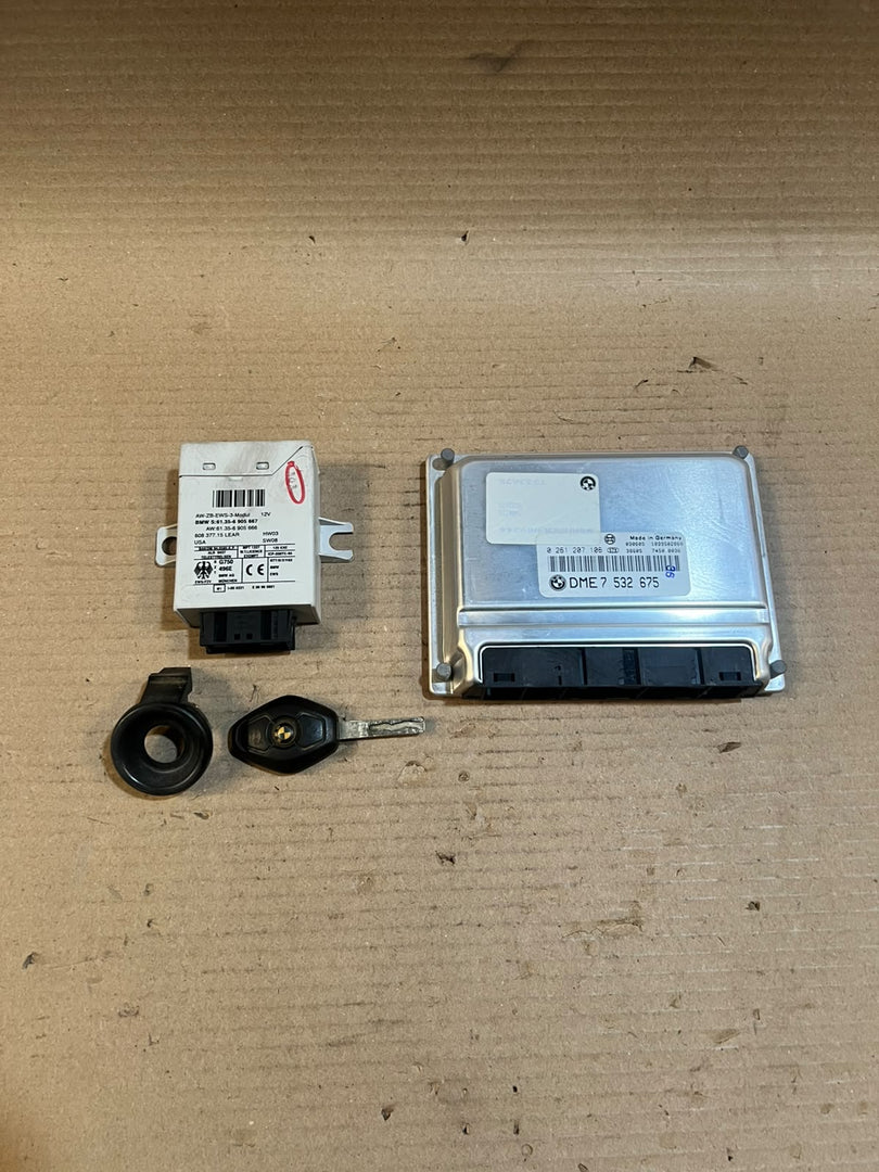 2001-2002 BMW X5 E53 4.4i M62 Engine ECU DME EWS3 Key Set 7532675 ME7.2 OEM