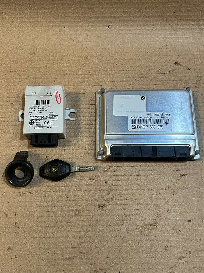 2001-2002 BMW X5 E53 4.4i M62 Engine ECU DME EWS3 Key Set 7532675 ME7.2 OEM