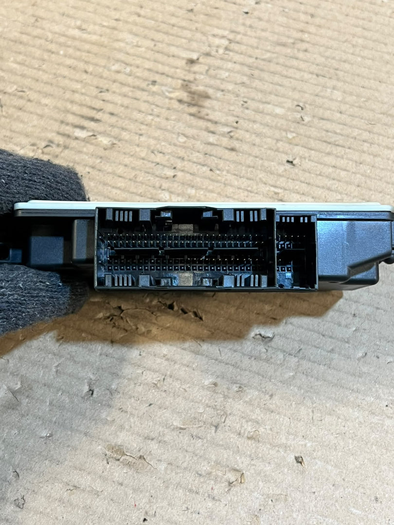 BMW F01 F02 F06 F07 F10 F11 F12 F13 F25 F26 Airbag SRS Module 9330951 OEM
