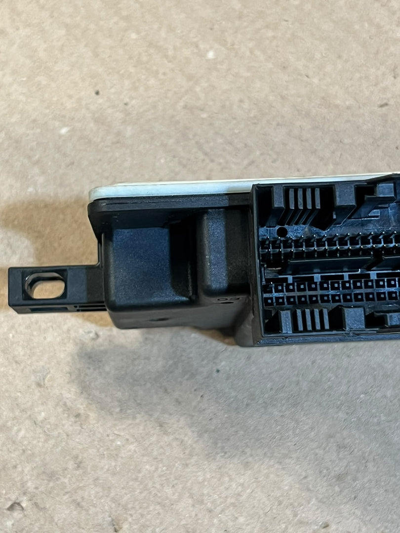 BMW F01 F02 F06 F07 F10 F11 F12 F13 F25 Airbag SRS Control Module 9280185 OEM