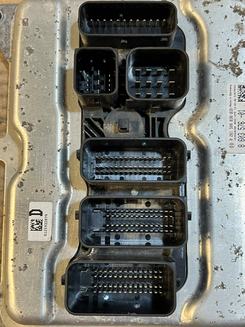 2012 BMW X1 E84 20i N20 ECU DME CAS3 + 1 Key Complete Set 8603576 OEM