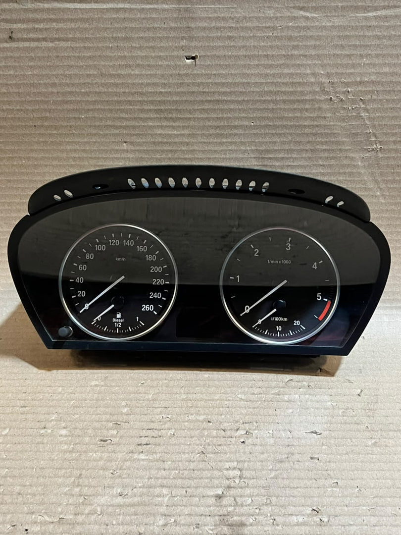 2006-2013 BMW X5 E70 Instrument Cluster Speedometer 9236818 OEM