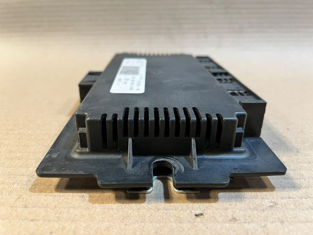 BMW X5 E70 FRM II Xenon Footwell Light Control Module LEAR 9170453 OEM