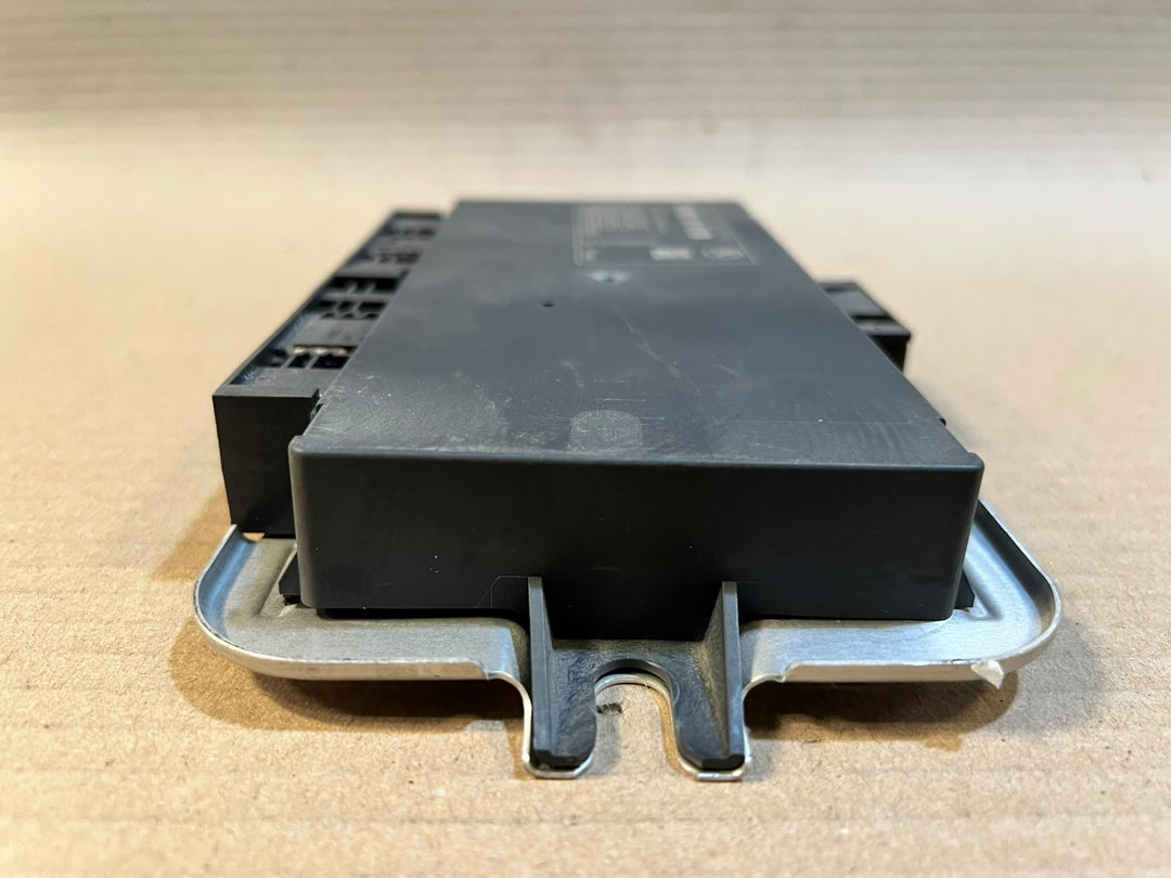 BMW X4 F26 FRM3 Footwell Light Control Module 9383699 OEM
