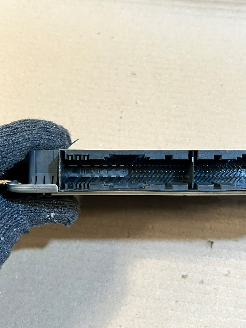 BMW 5 6 7 Series F01 F02 F07 F10 F11 X3 F25 FRM3 Footwell Module 9251976 OEM