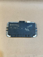 Load image into Gallery viewer, BMW 5 6 7 Series F01 F02 F07 F10 F11 FRM3 Footwell Module 9225712 OEM