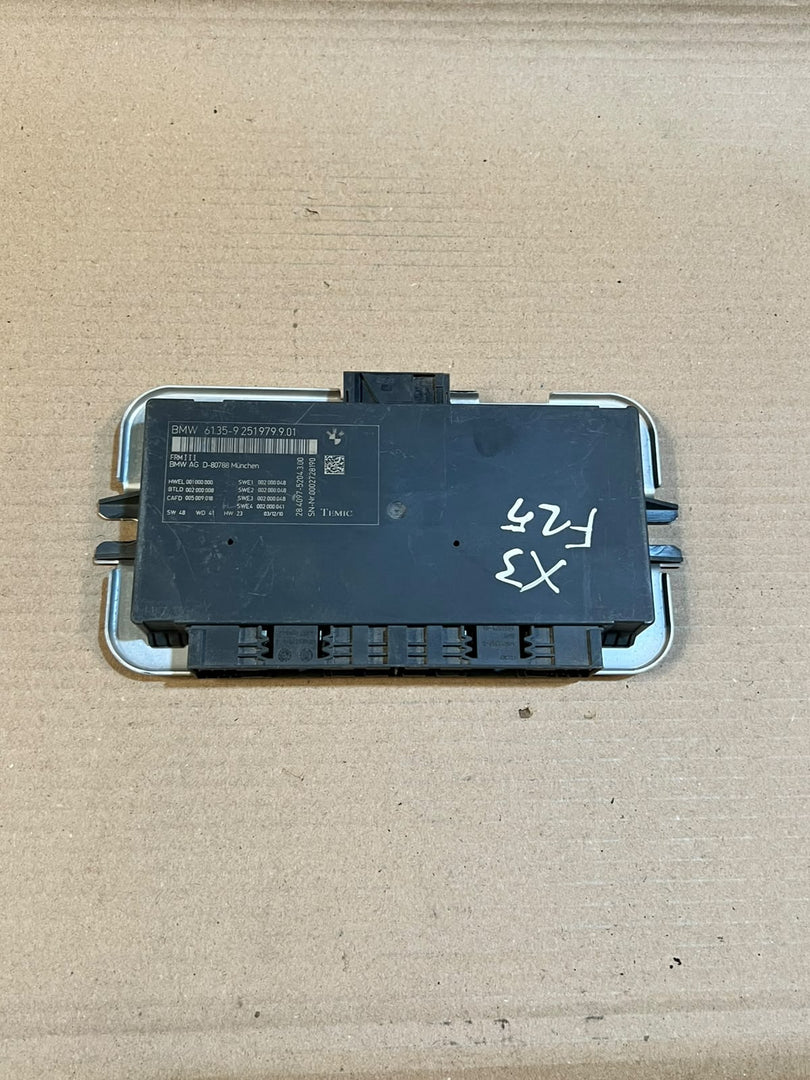 BMW X3 F25 X4 F26 FRM3 Footwell Light Control Module 9251979 OEM