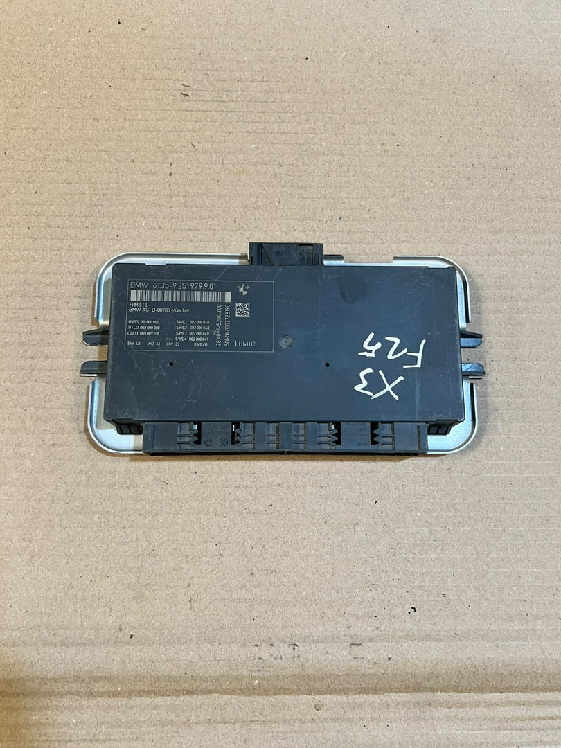 BMW X3 F25 X4 F26 FRM3 Footwell Light Control Module 9251979 OEM