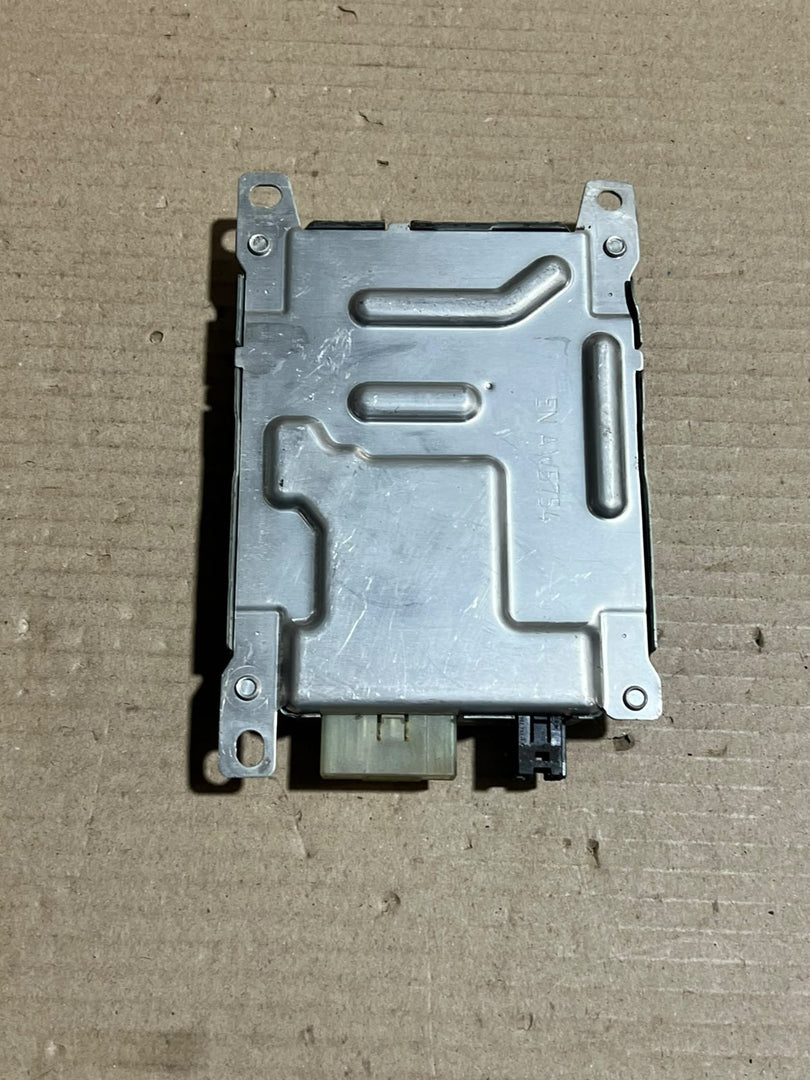 BMW 330e 530e 740Le F30 G30 G11 High Voltage Battery Charging Module 6819838 OEM